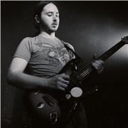 Profesor de guitarra electrica o acustica especializado en cualquier género